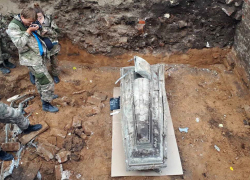 Кладбище у Покровского собора, где захоронена элита старой Самары, навсегда останется под асфальтом Кладбище у Покровского собора, где захоронена элита старой Самары, навсегда останется под асфальтом