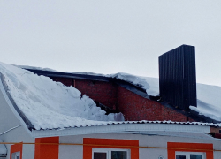 В Самарской области в домах, куда переселили семьи из ветхого жилья, через месяц обвалилась крыша В Самарской области в домах, куда переселили семьи из ветхого жилья, через месяц обвалилась крыша