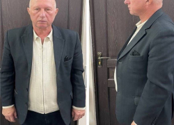 В Сочи арестовали самарца, подозреваемого в растлении несовершеннолетней девочки В Сочи арестовали самарца, подозреваемого в растлении несовершеннолетней девочки