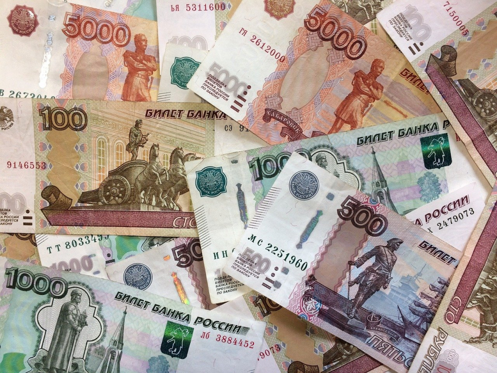 Средняя зарплата в Самарской области за год выросла на 8%