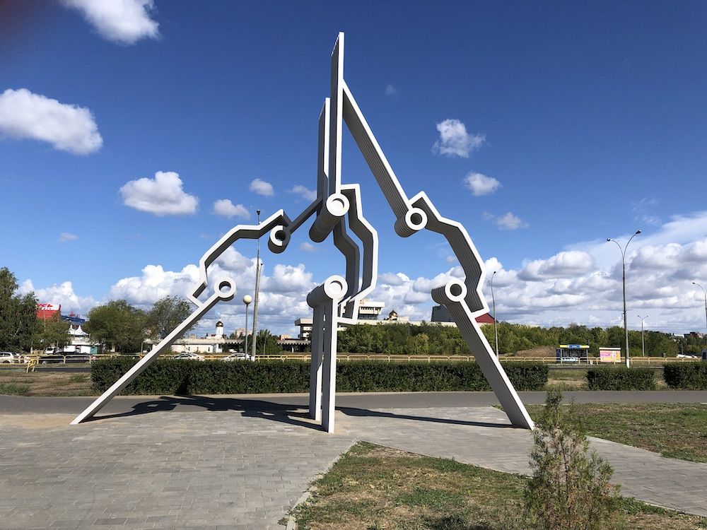 Сквер 50-летия АвтоВАЗа открылся рядом с Парком Победы в Тольятти в 2020 году IMG_3100.JPG