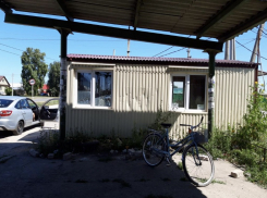 В селе Шигоны Самарской области местные жители просят установить туалет на автовокзале