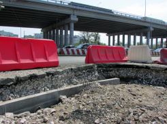 «Развязка – бесит!»: сроки ремонта путепровода в Тольятти опять сдвинули