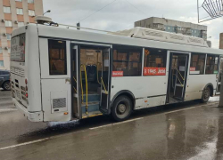 Пассажиров в Самаре высадили из автобуса из-за сбоя валидатора 