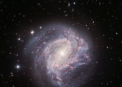 Самарский астроном показал созвездие Геркулеса и редкую галактику на удалении 25 тысяч световых лет