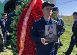 Он был старшим в семье: десантники Самарской области простились с погибшим на Украине бойцом