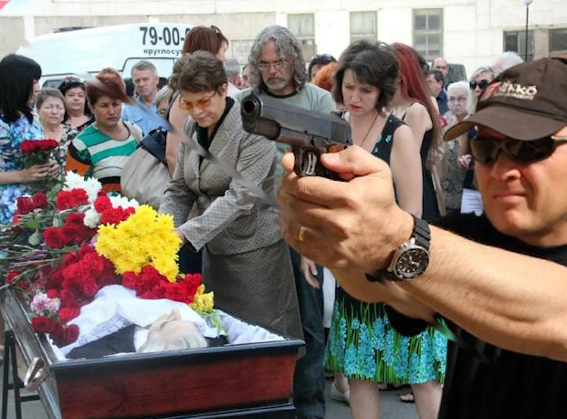 Объясняем, кто в Тольятти не даёт закопать покойника
