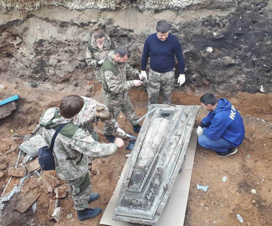 В Самаре при прокладке труб нашли гроб с телом родственника купца Шихобалова